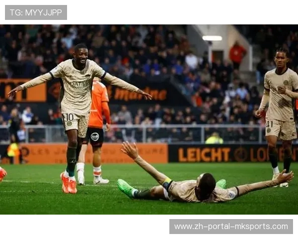 登贝莱远射破门，巴黎圣日耳曼半场1-0领先里尔